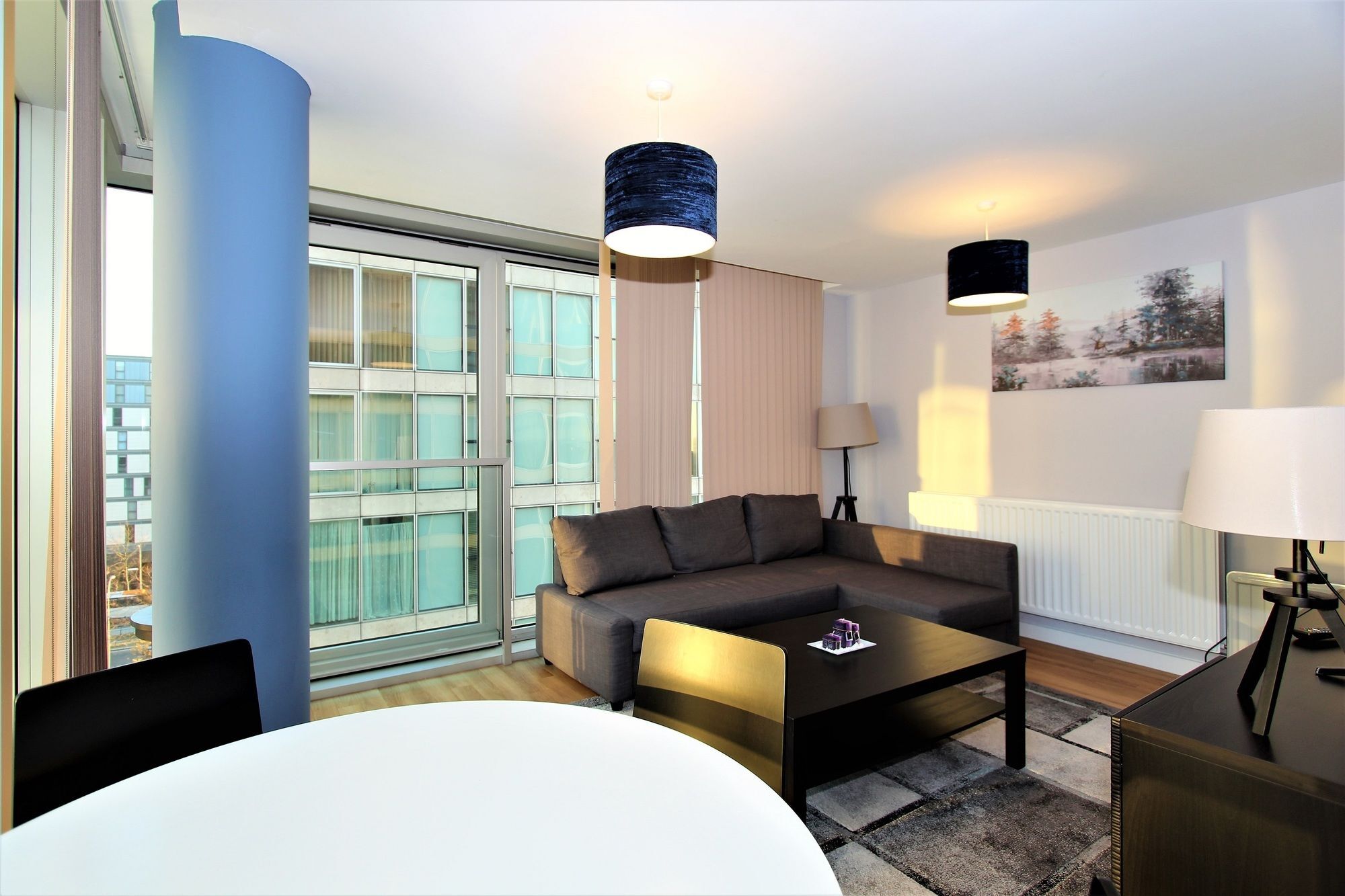 Central Mk Apartments Milton Keynes Ngoại thất bức ảnh